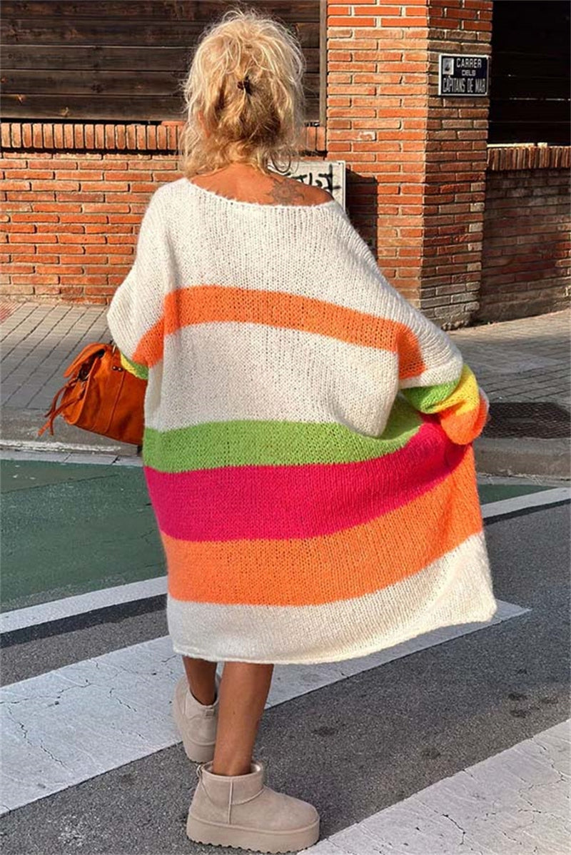 Marta - Farbenfroher Peace Pullover für Freude und Frieden