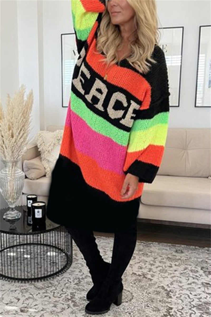 Marta - Farbenfroher Peace Pullover für Freude und Frieden