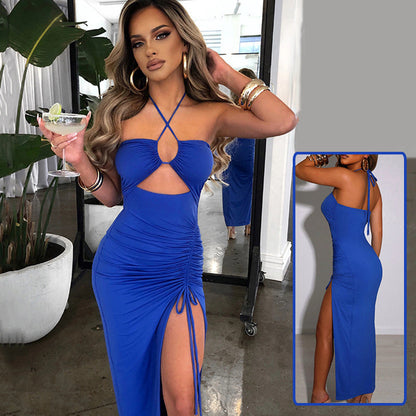 Laura – Sexy Neckholder Kleid mit Spitze und Schlitz im Y2K-Stil