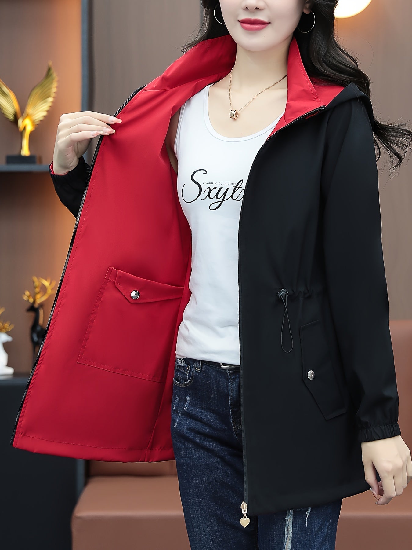 Reinica | Schwarze Wendejacke mit Kapuze für vielseitige Styles