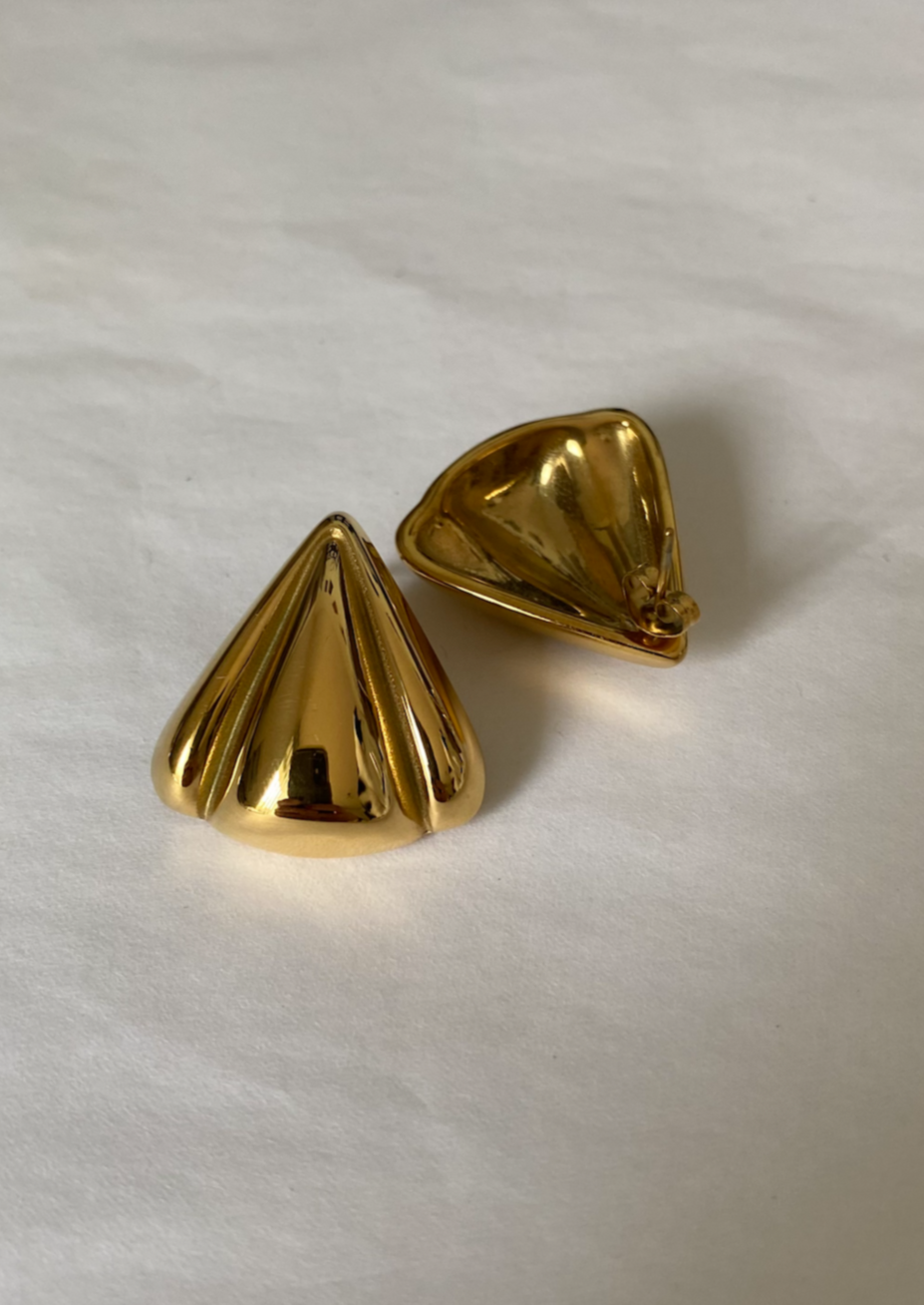 Bonafita Triangular Dome Ohrringe