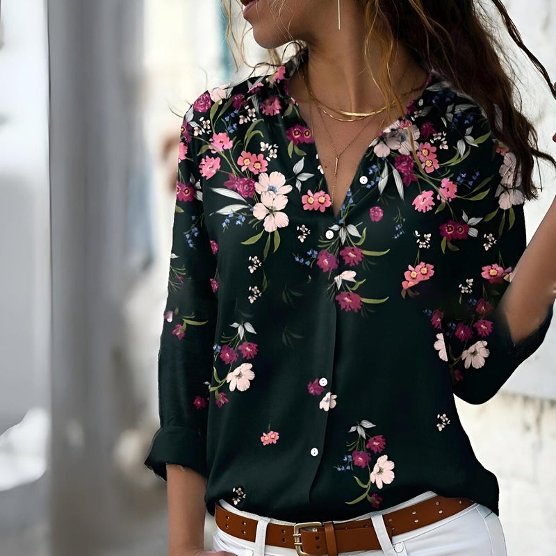 Carla - Lässige Damenbluse mit trendigem Muster