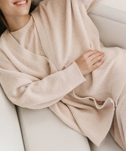 Emma – Elegante Damen Strickjacke mit Knöpfen
