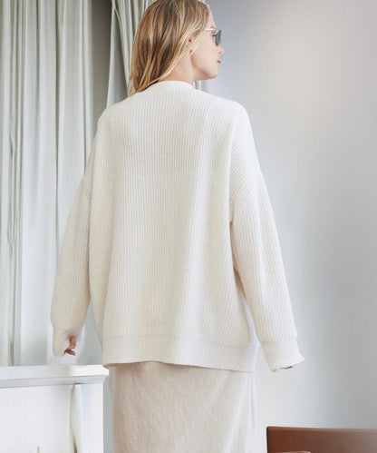 Emma – Elegante Damen Strickjacke mit Knöpfen