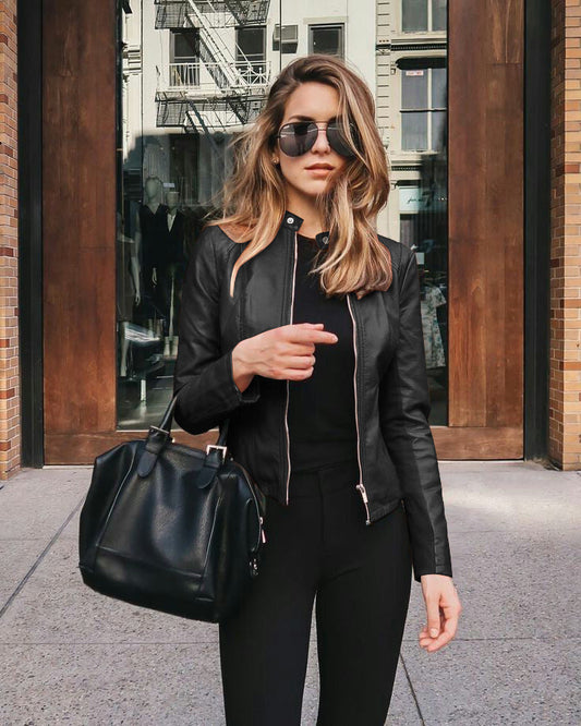 Monica – Schlanke Damenjacke mit eleganter Passform