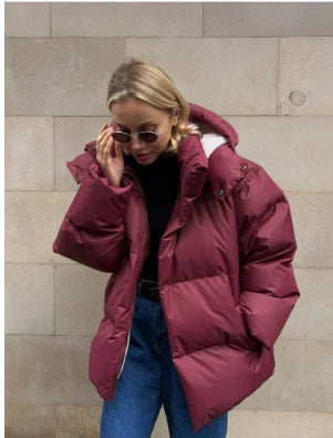 Larina - Kurze Damenjacke mit Kapuze